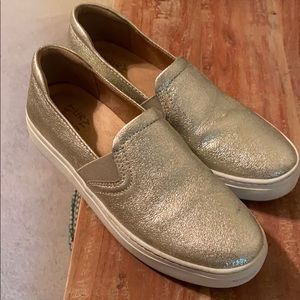 Naturalizar gold shimmer slip ons
